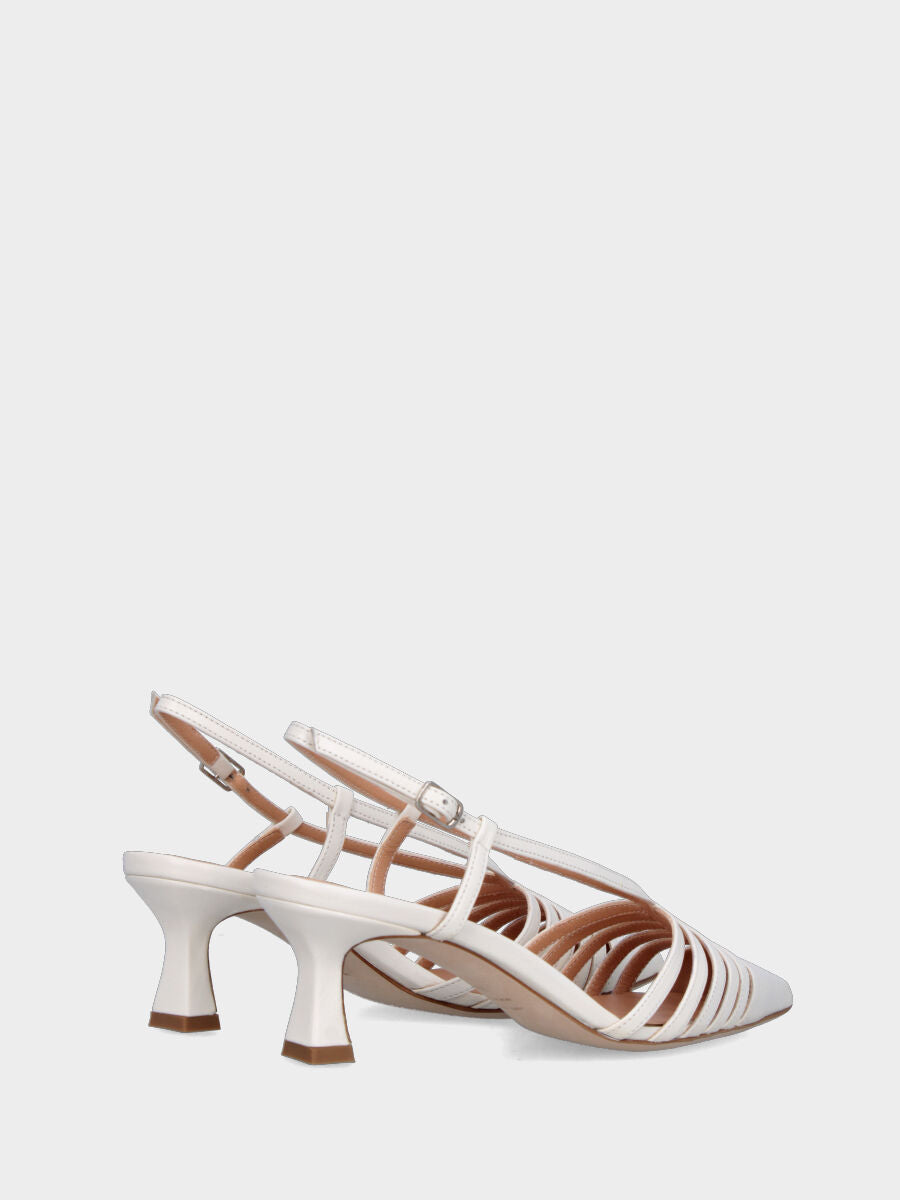 Slingback in nappa bianco latte con listini a Y