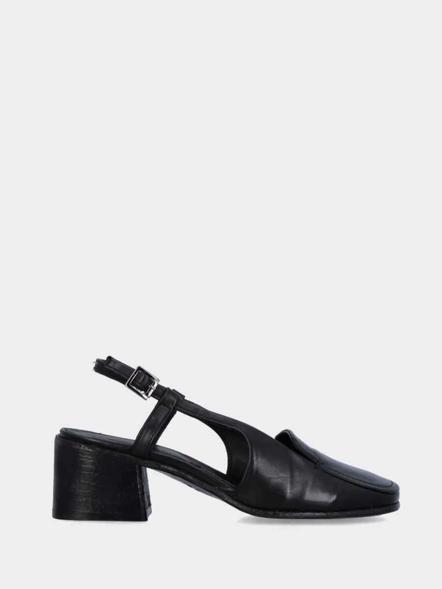 Slingback a mocassino in vitello nero con vaschetta liscia