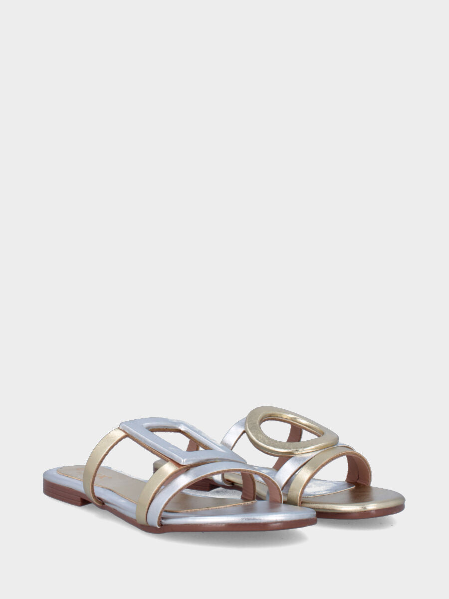 Sandalo monoblocco in vitello rosso con fascia ripiegata