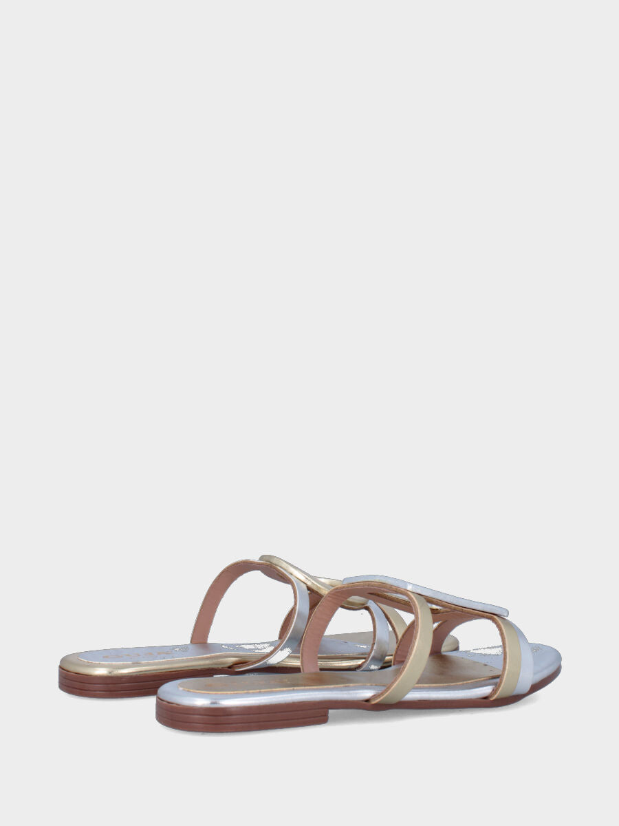 Sandalo monoblocco in vitello rosso con fascia ripiegata