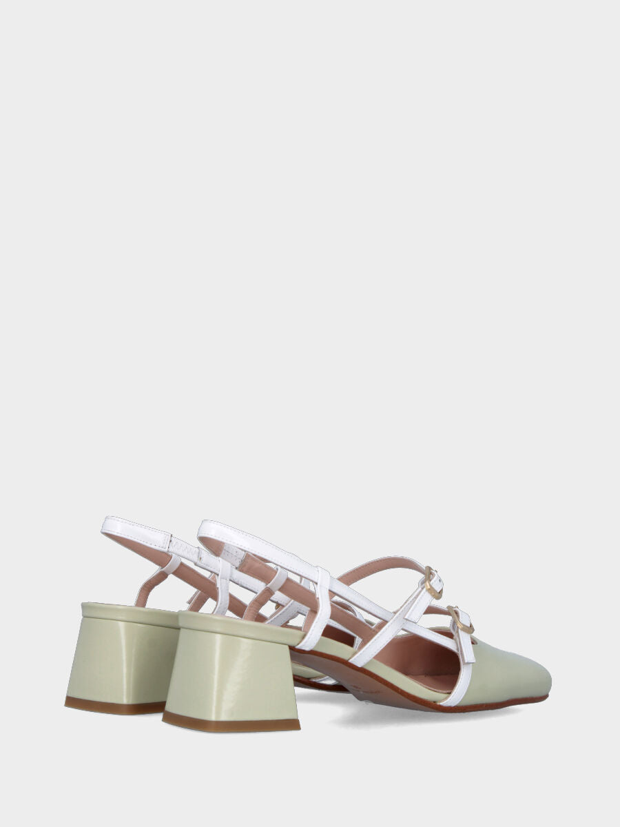 Slingback in verlux verde con cinturini bianchi e tacco a blocco