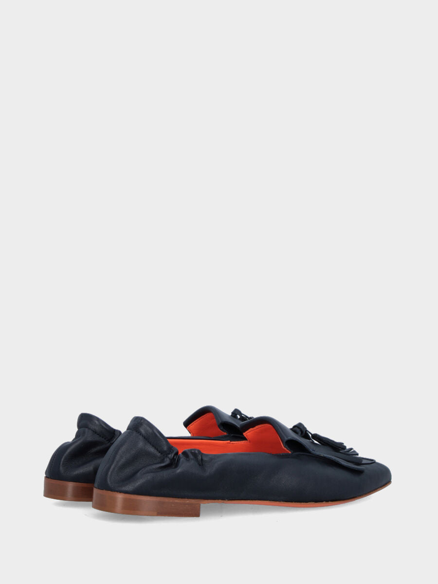 Mocassino in nappa blu con frangia e nappine