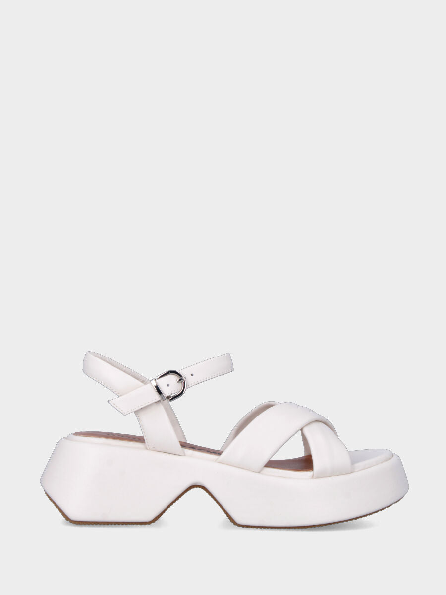 Sandalo platform in nappa bianco latte con fasce incrociate