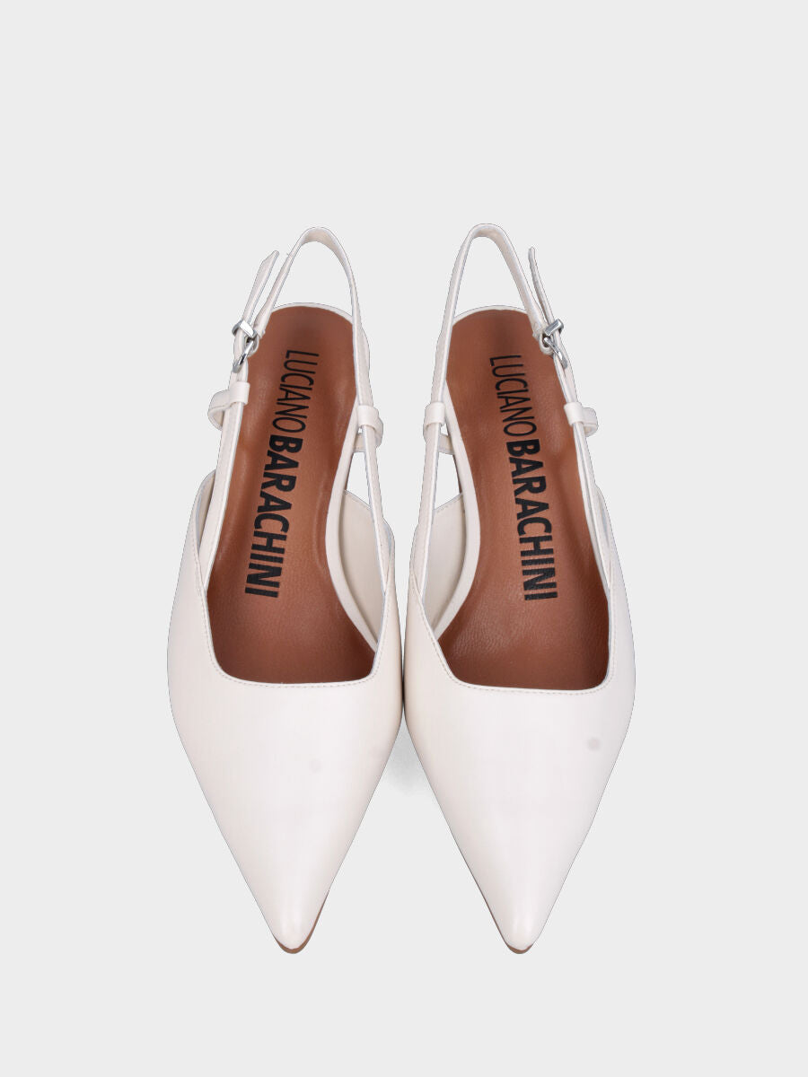Slingback in nappa bianca con tacco a calice e listino avvolgente