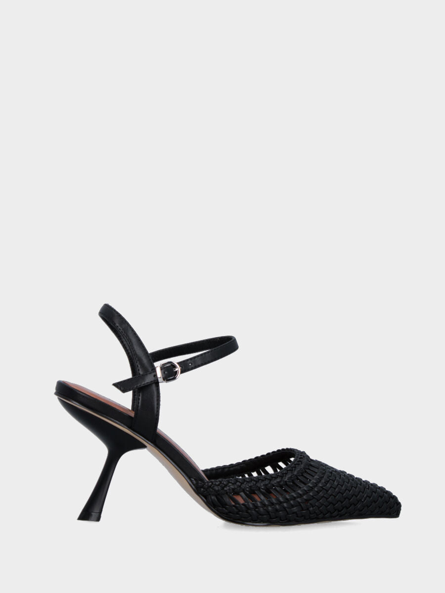 Slingback in nappa nera con tacco a calice e tomaia intrecciata