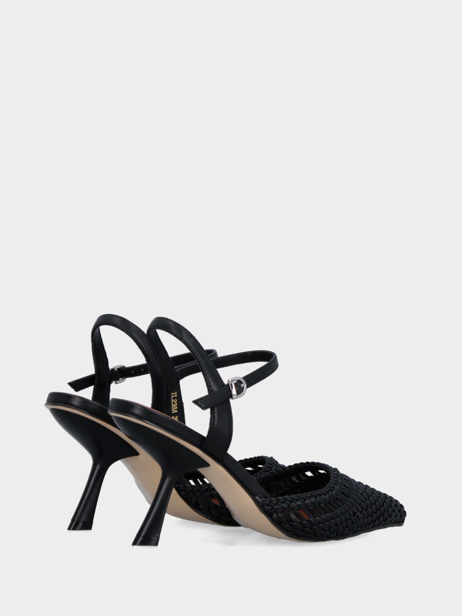 Slingback in nappa nera con tacco a calice e tomaia intrecciata