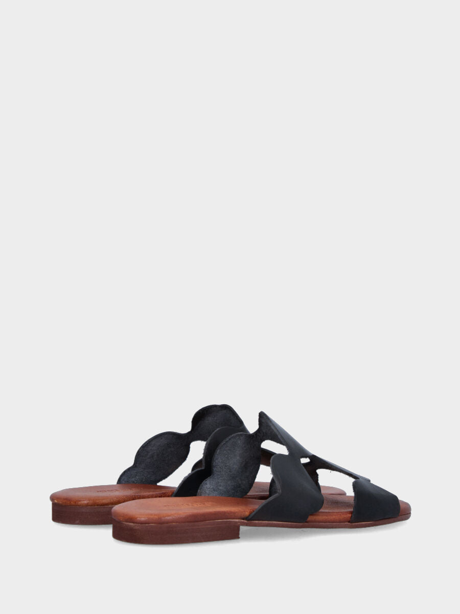 Ciabattine in vitello nero con ovali decorativi