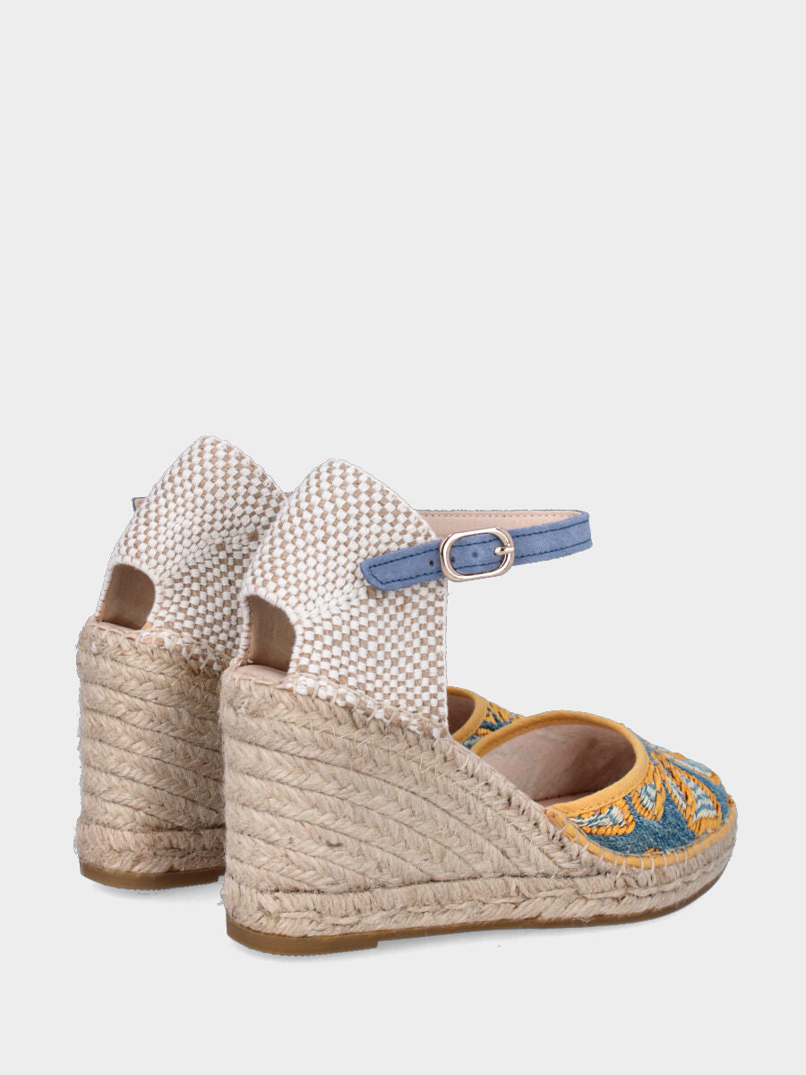 Campesina in tessuto jeans ricamato con zeppa in corda