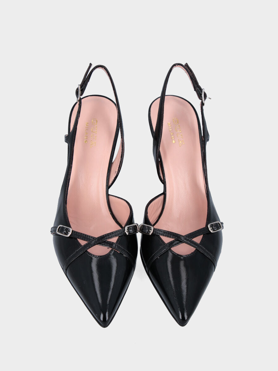 Slingback in verlux nero con cinturini incrociati e tacco a calice