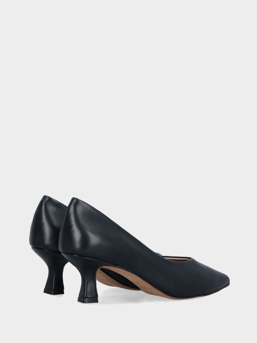 Décolleté in nappa blu con scollo a V e tacco a calice