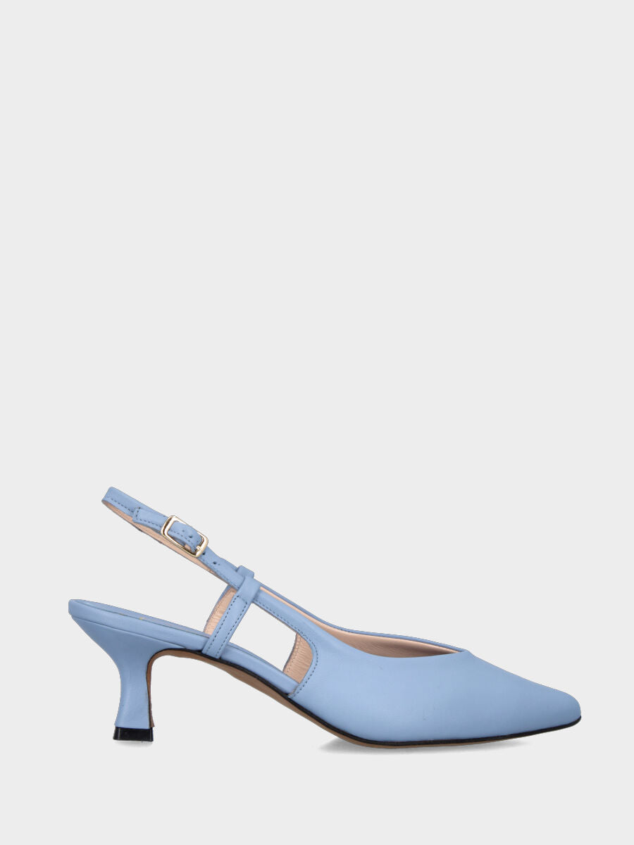 Slingback in nappa celeste con scollo a V e tacco a calice