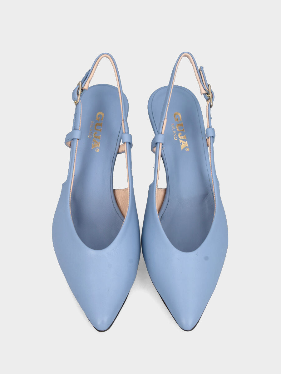 Slingback in nappa celeste con scollo a V e tacco a calice