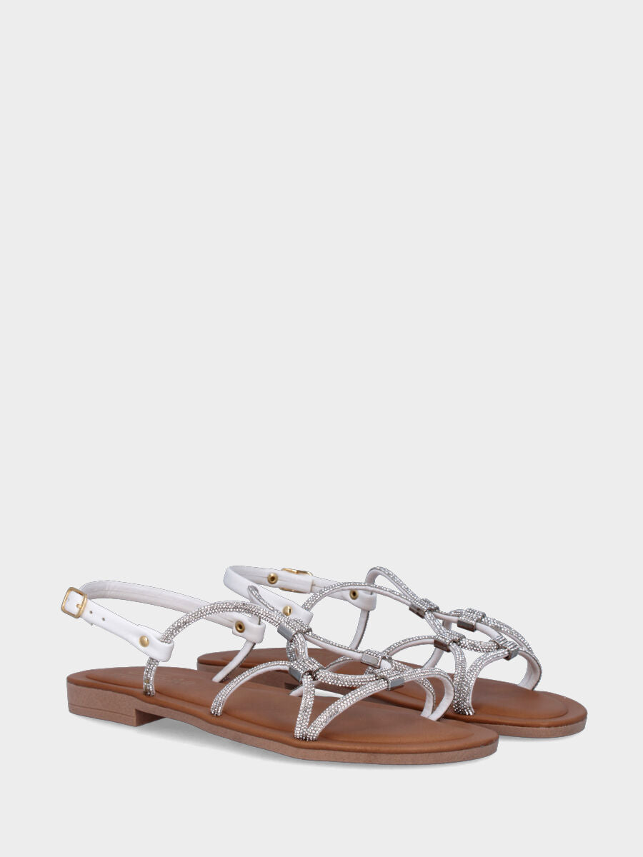 Sandalo in vitello bianco con strass e cinturino al tallone