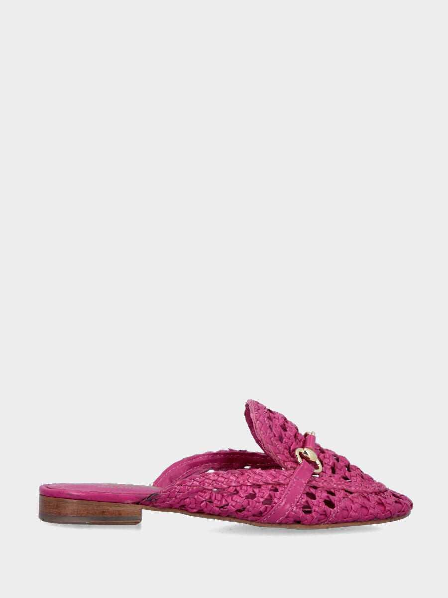 Sabot in nappa fucsia intrecciata con morsetto