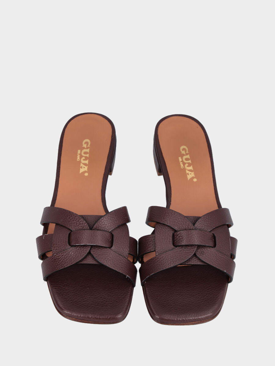 Ciabattina in vitello testa di moro con listini geometrici