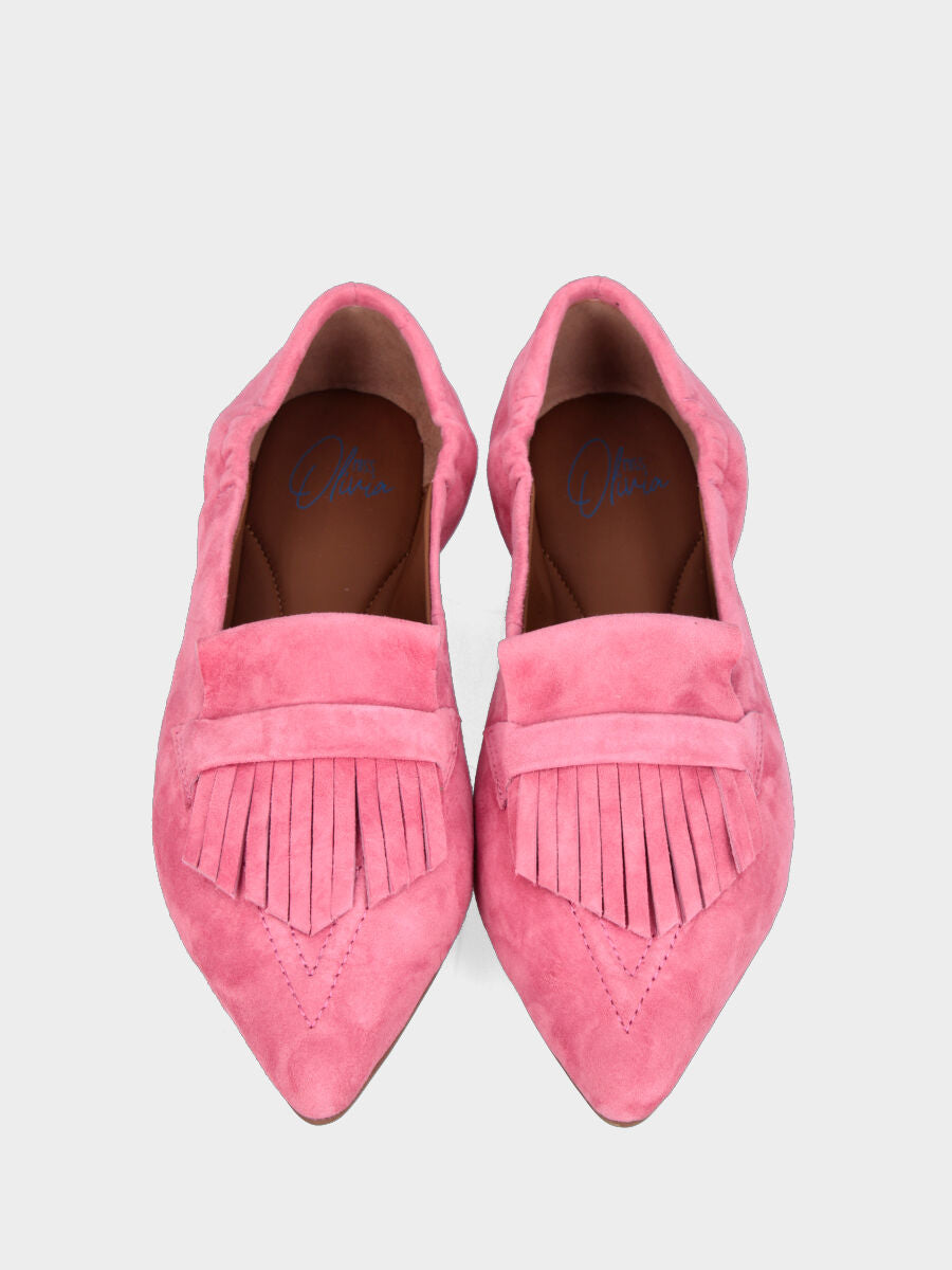 Mocassino in camoscio rosa con lavorazione a sacchetto e frangia