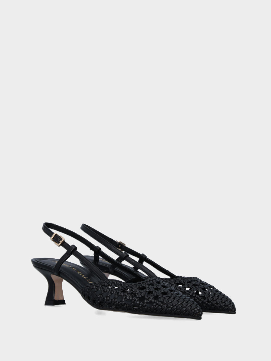Slingback in nappa nera intrecciata e punta sfilata