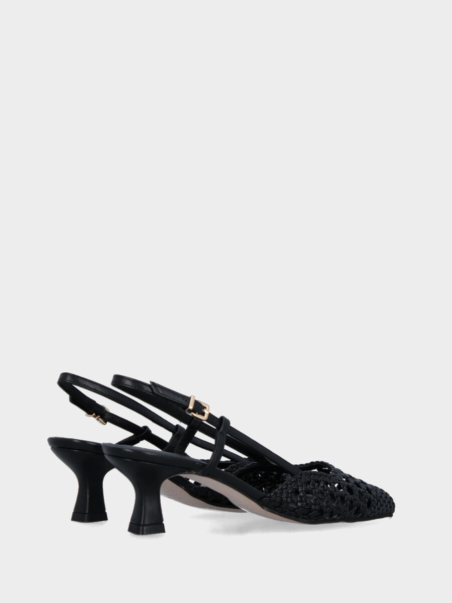 Slingback in nappa nera intrecciata e punta sfilata