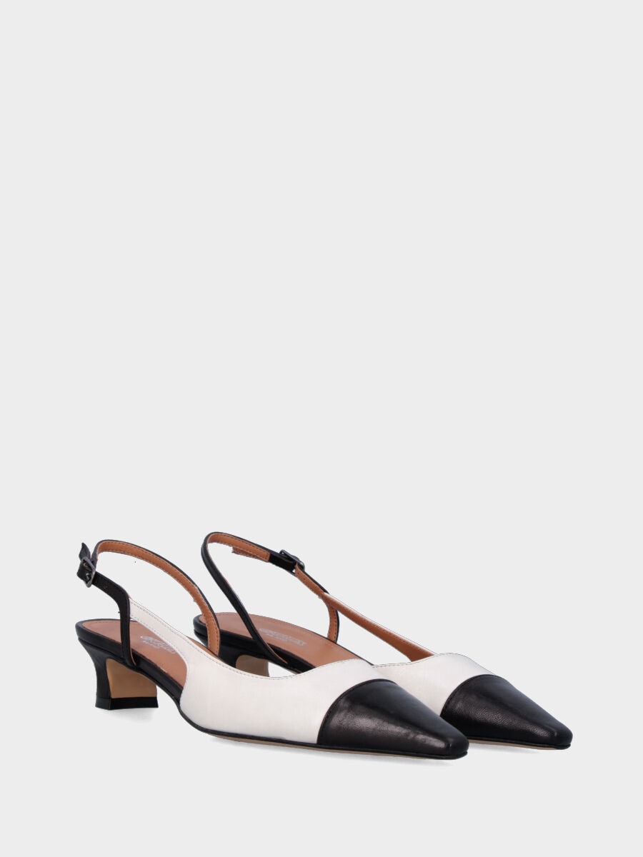 Slingback in nappa nera e bianco latte con cinturino asimmetrico