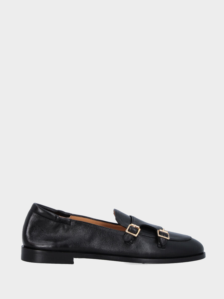 Mocassino in nappa nera con doppie fibbie