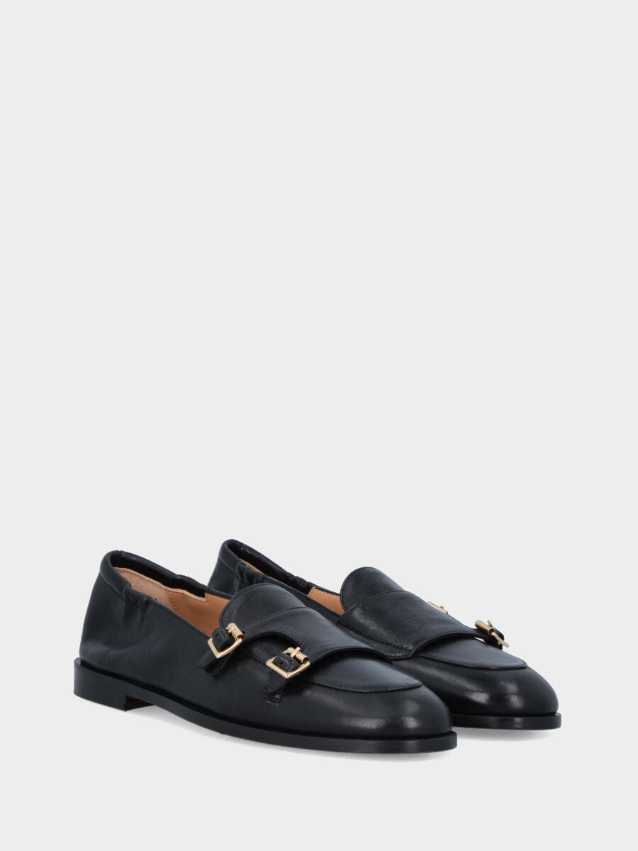 Mocassino in nappa nera con doppie fibbie