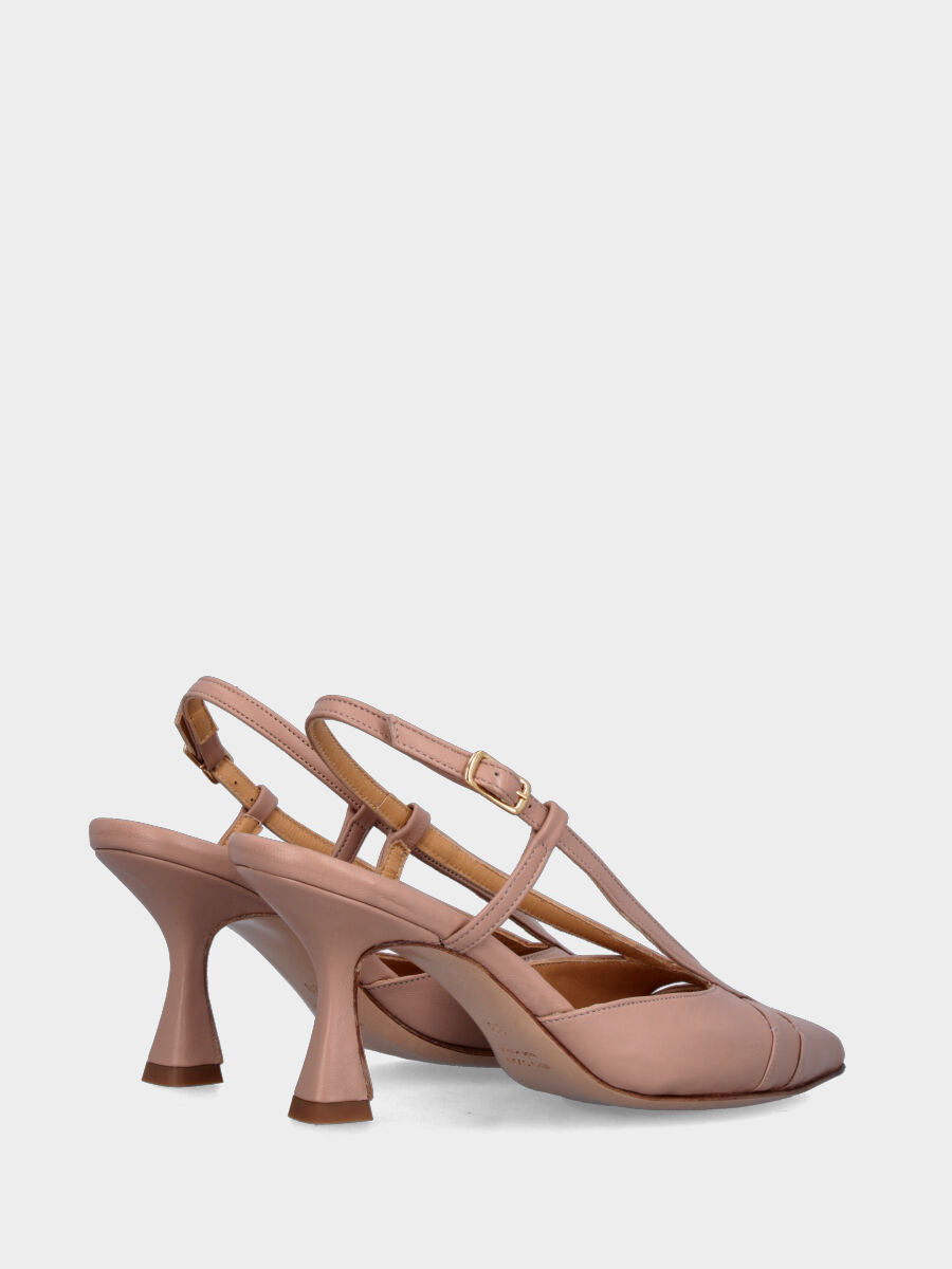 Slingback in nappa cipria con aperture a spicchi e tacco a calice