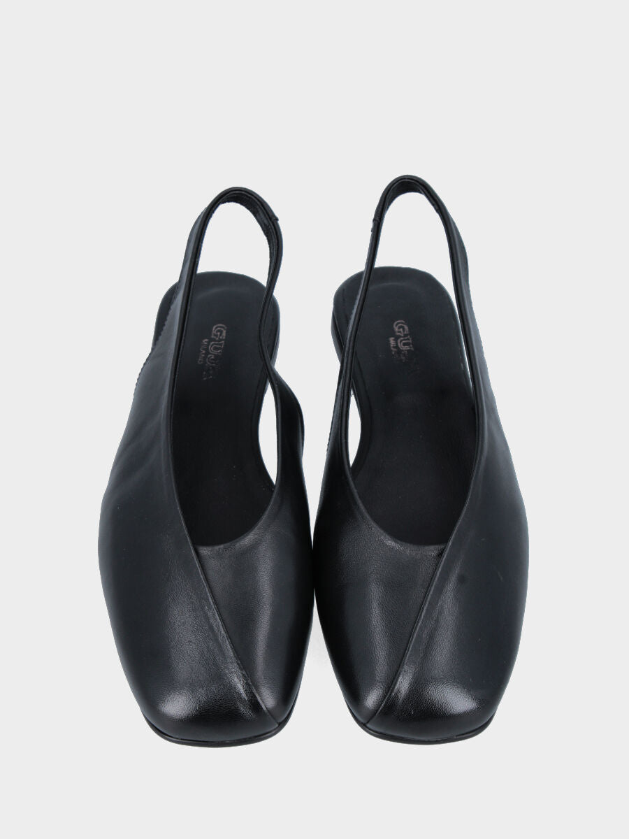 Slingback in nappa nera con scollo a Y e tacco 10 mm