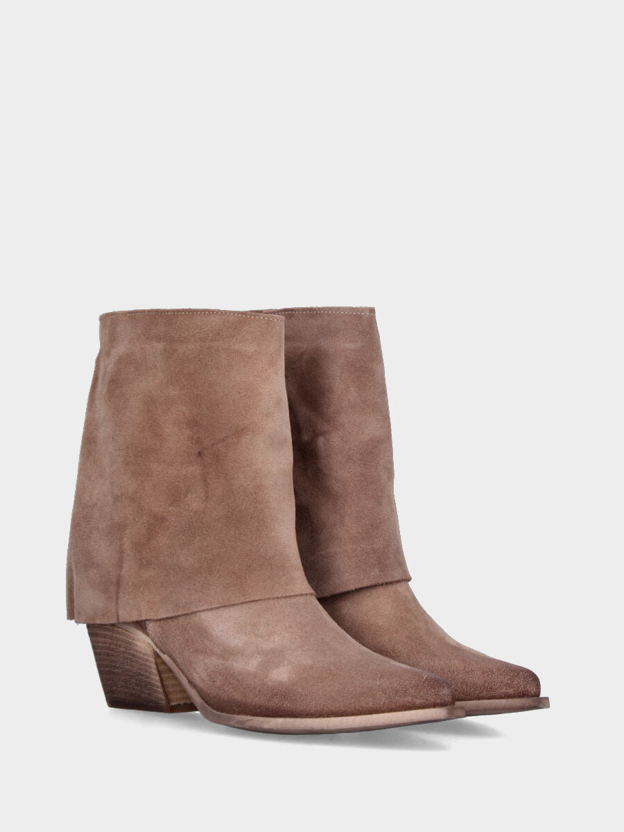 Stivaletto camperos in velour beige con gambale a tubo con risvolto