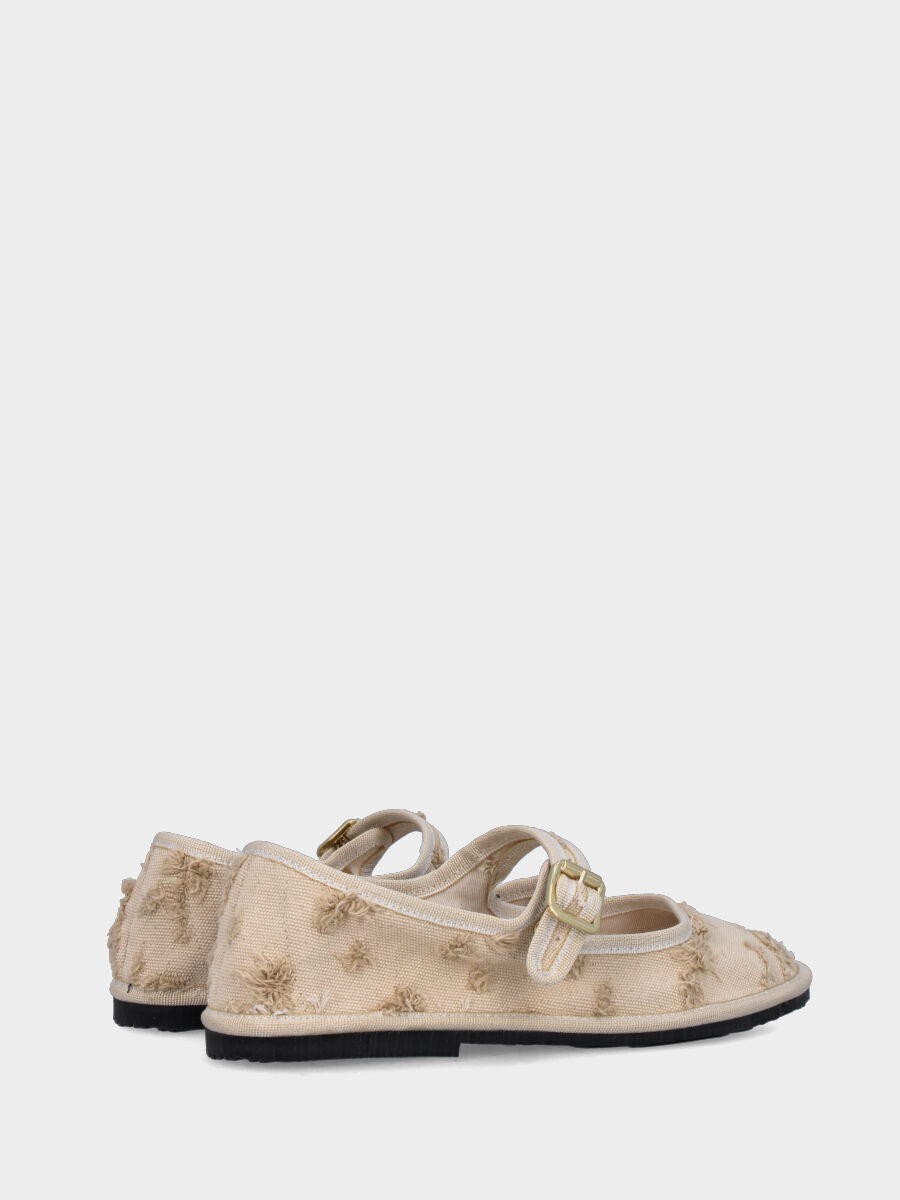 Friulana Mary Jane in tessuto beige con strappi e tacco flat