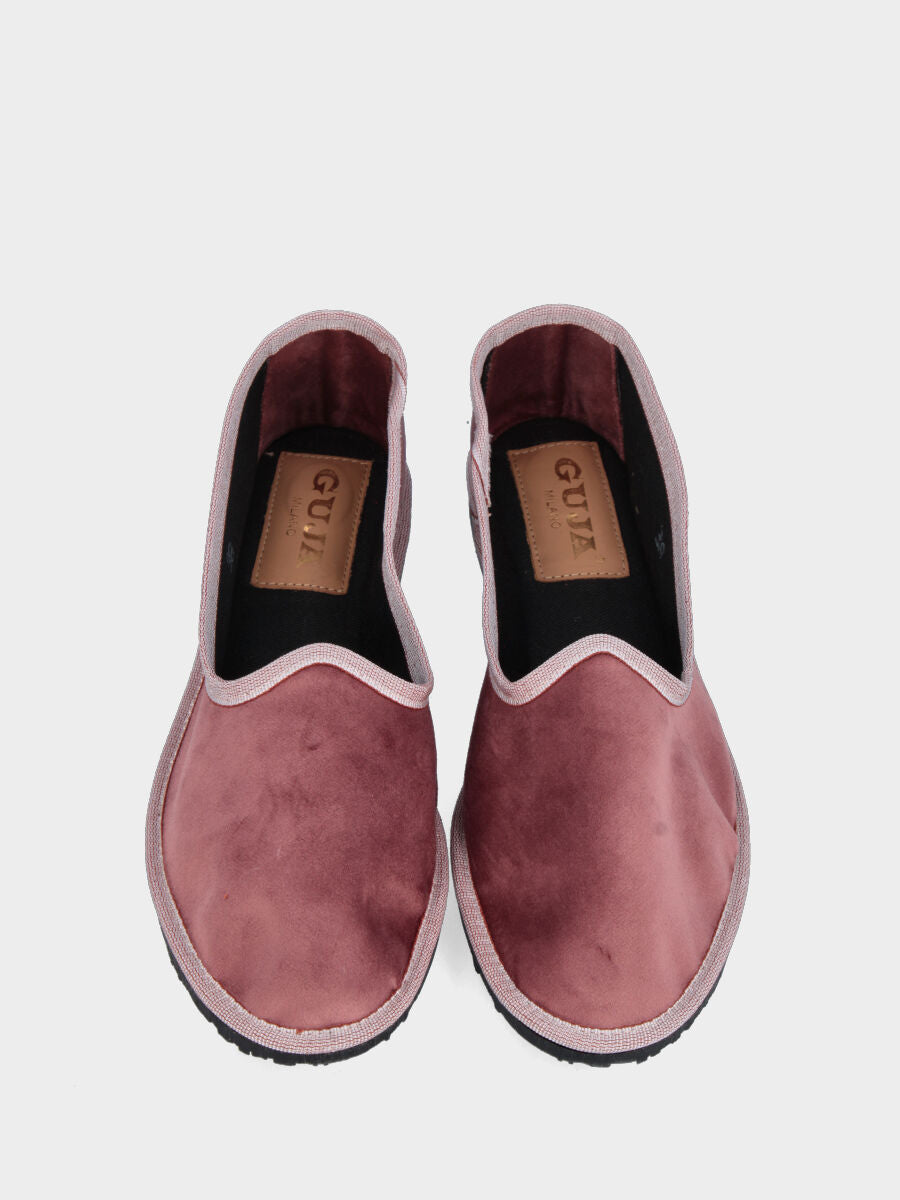 Friulana in velluto rosa cipria con punta tonda e suola in gomma