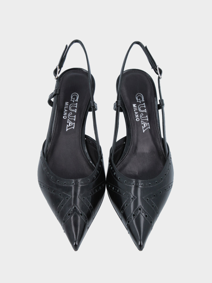 Slingback in capretto nero con tacco sottile a calice