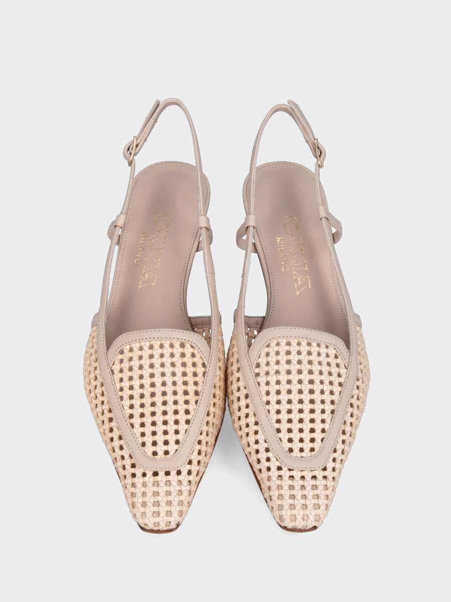 Slingback in rafia beige con vaschetta intrecciata
