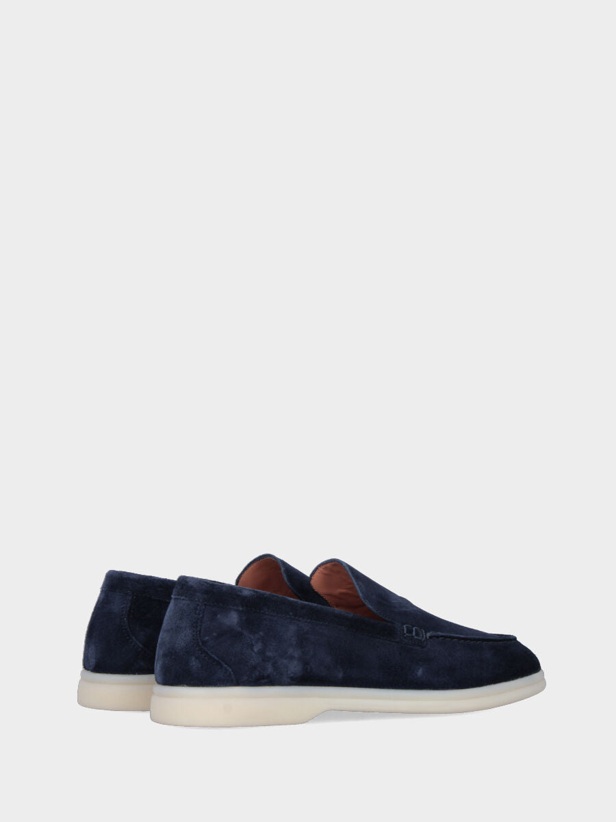 Mocassino in camoscio blu con vaschetta liscia e cucitura adler