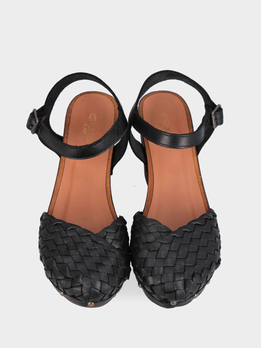 Zoccolo olandesina in vitello nero con intreccio e plateau