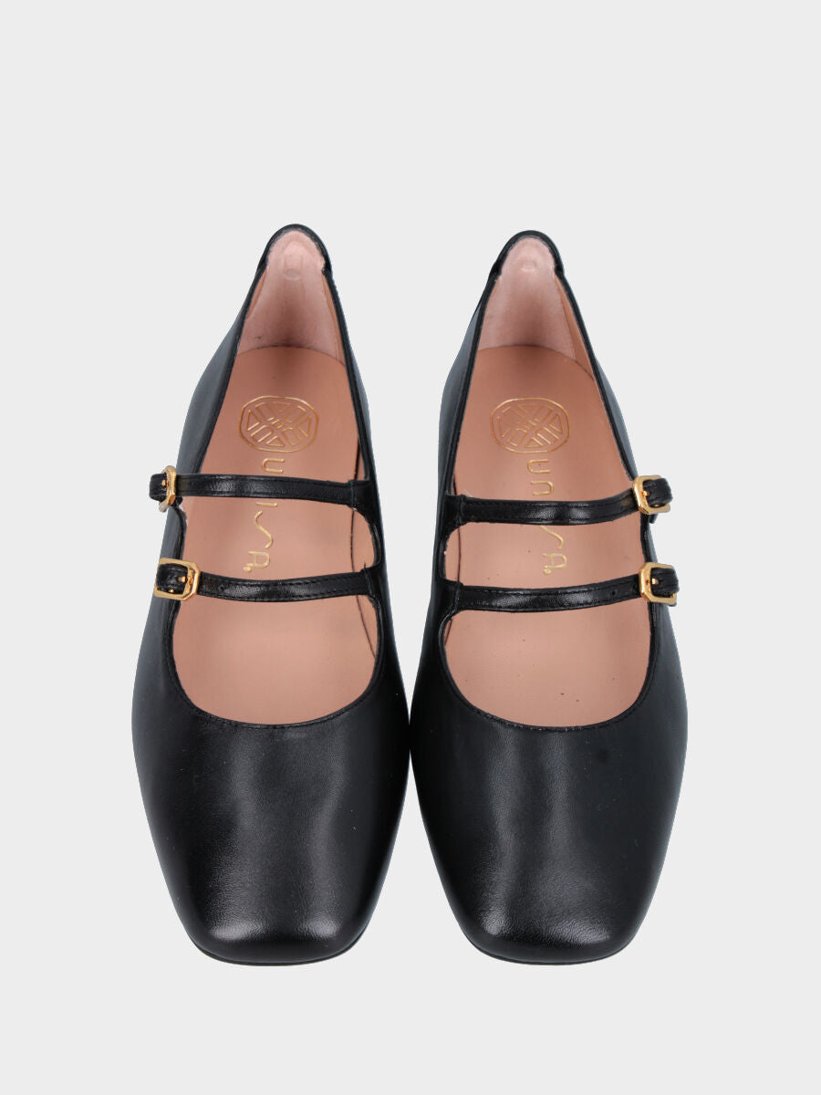 Ballerina in nappa nera con cinturini sul collo e punta quadrata