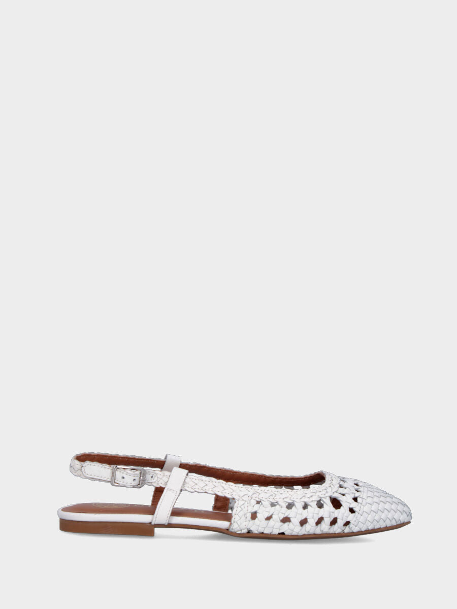 Slingback flat in nappa bianca intrecciata e traforata