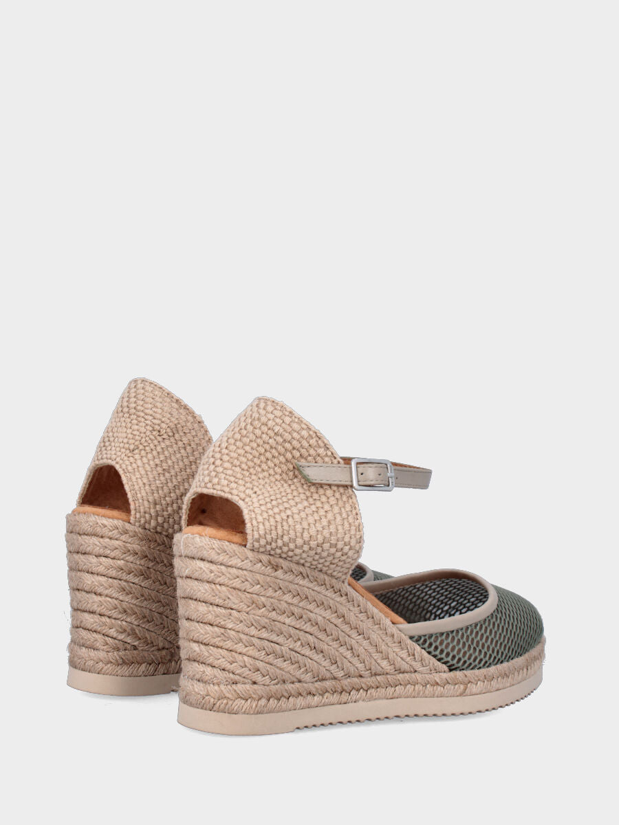 Campesina in nappa verde traforata con zeppa 70 mm e platform 10 mm