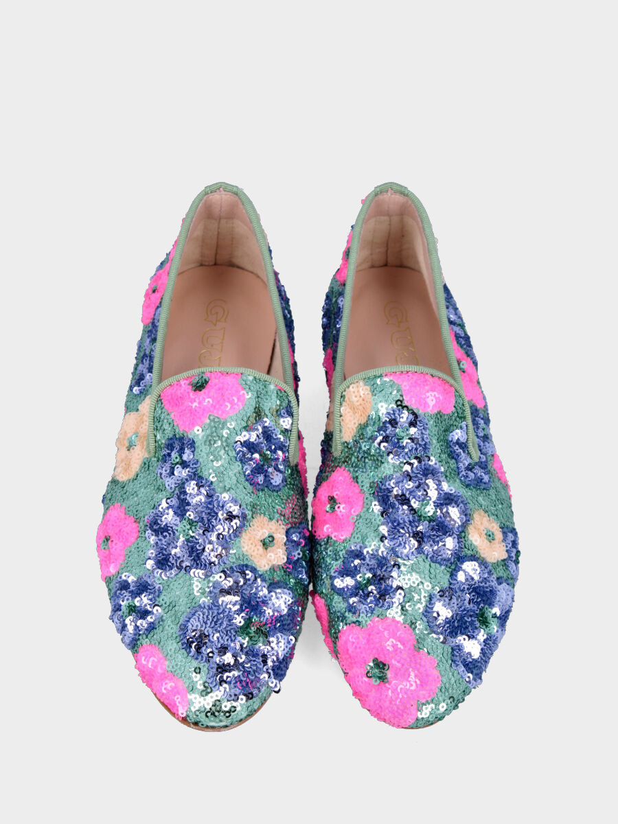 Pantofolina in paillettes nei toni verde salvia con motivo floreale