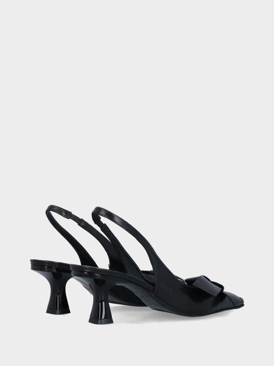 Slingback in vitello nero con fascetta annodata in pianta