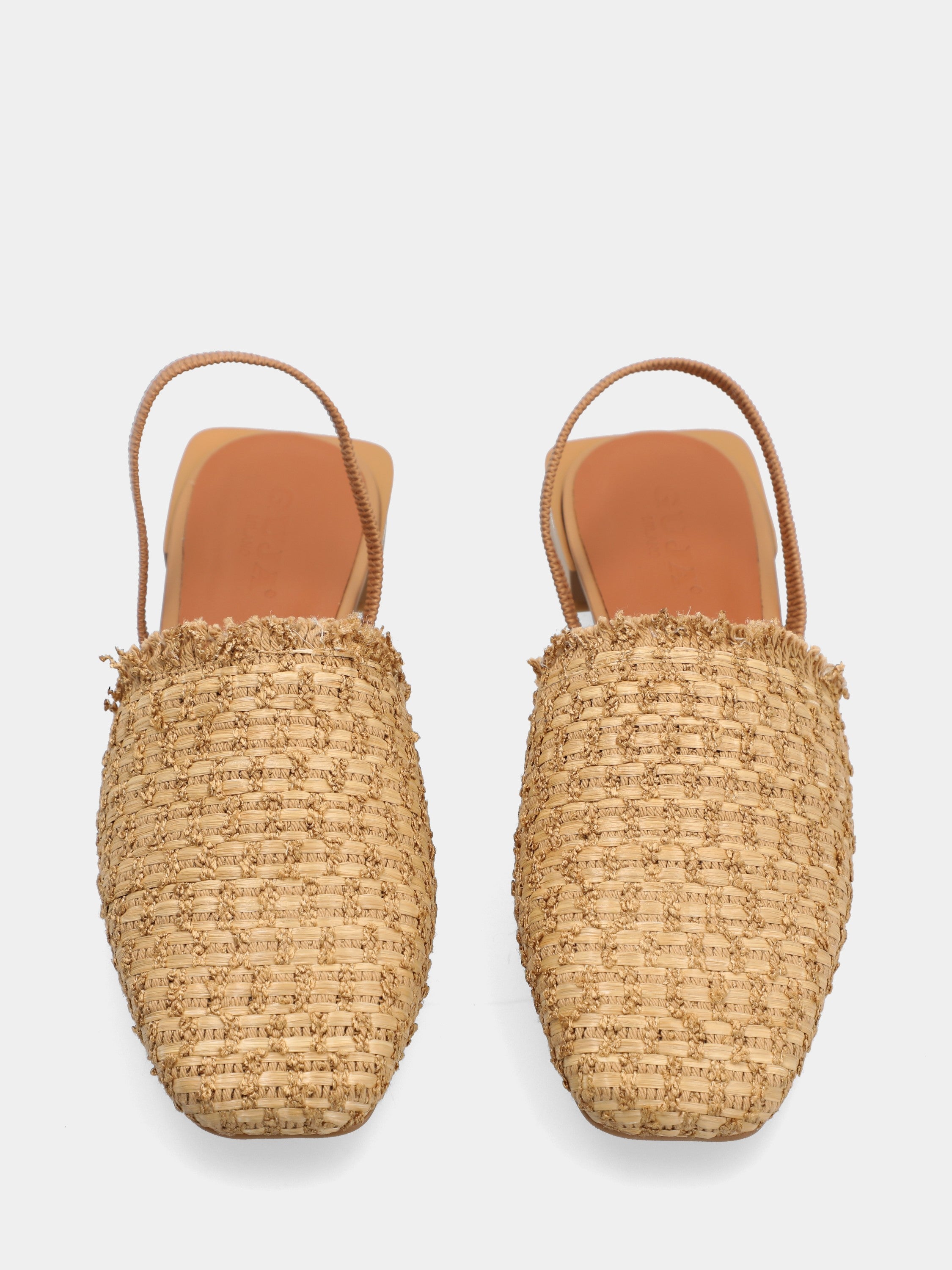 Sabot aus Raffia in Kamelbraun mit elastischem Fersenband