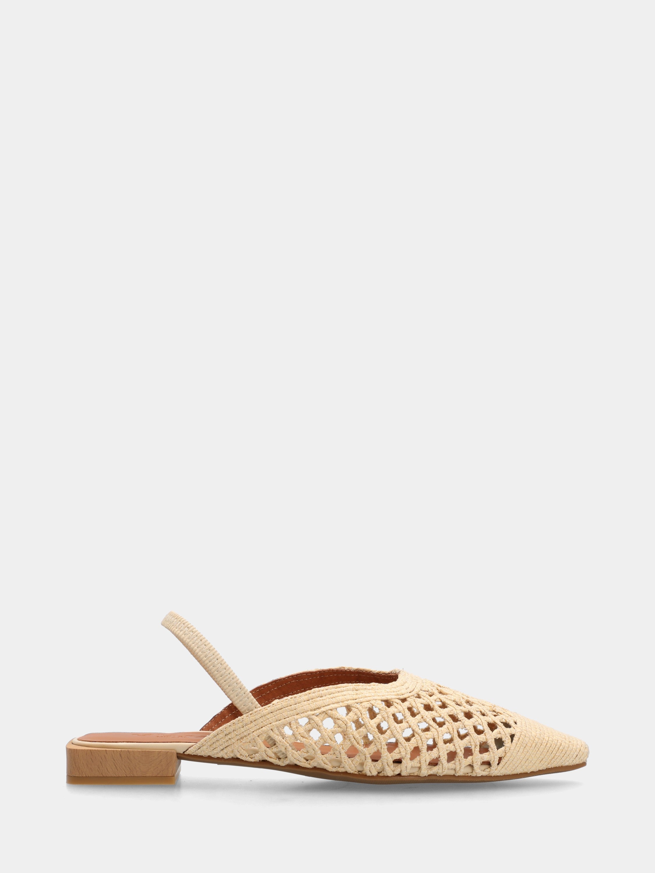 Sabot en tissu beige tressé avec élastique et bout carré