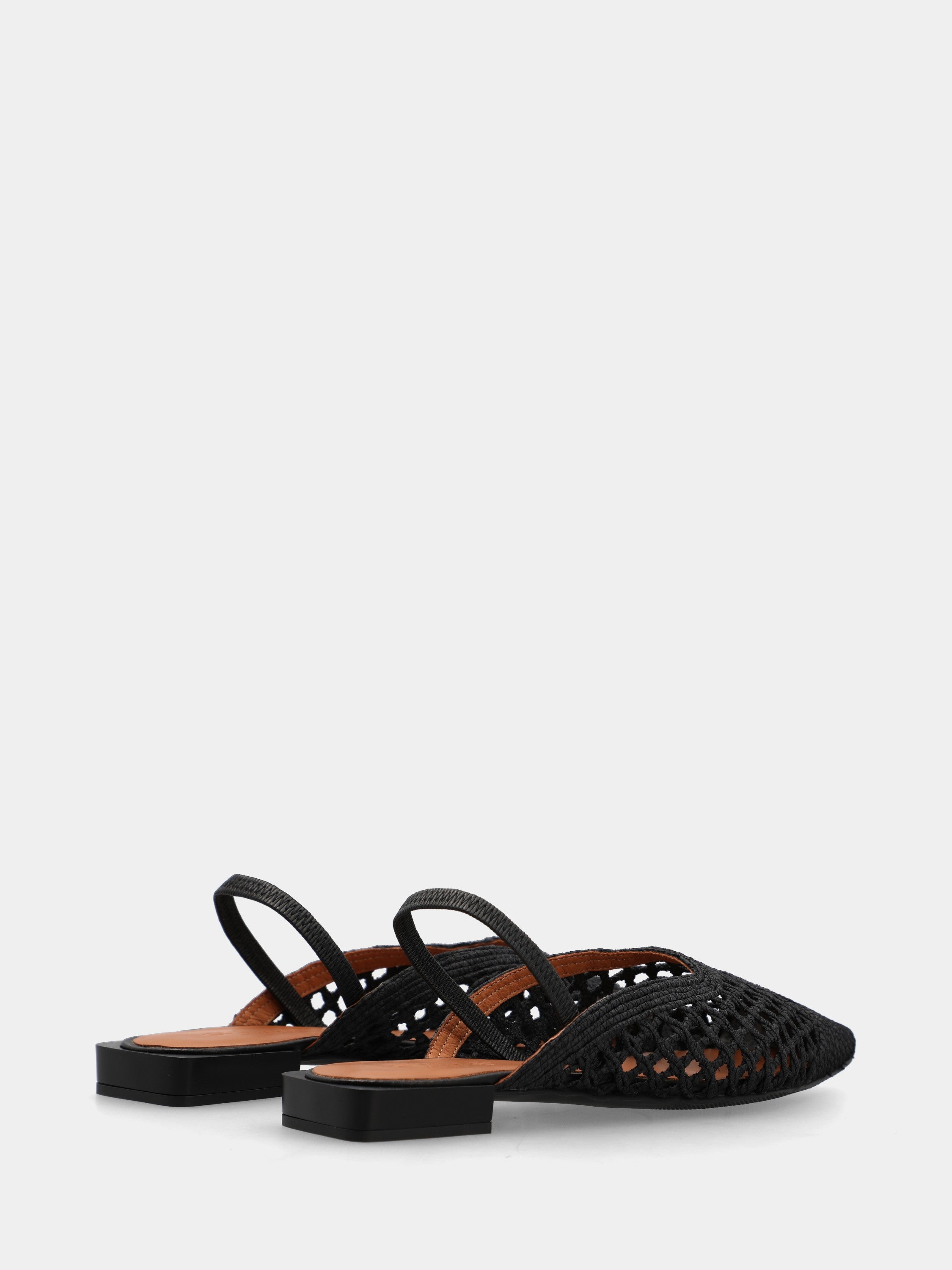Black woven fabric clog with elastic and square toe