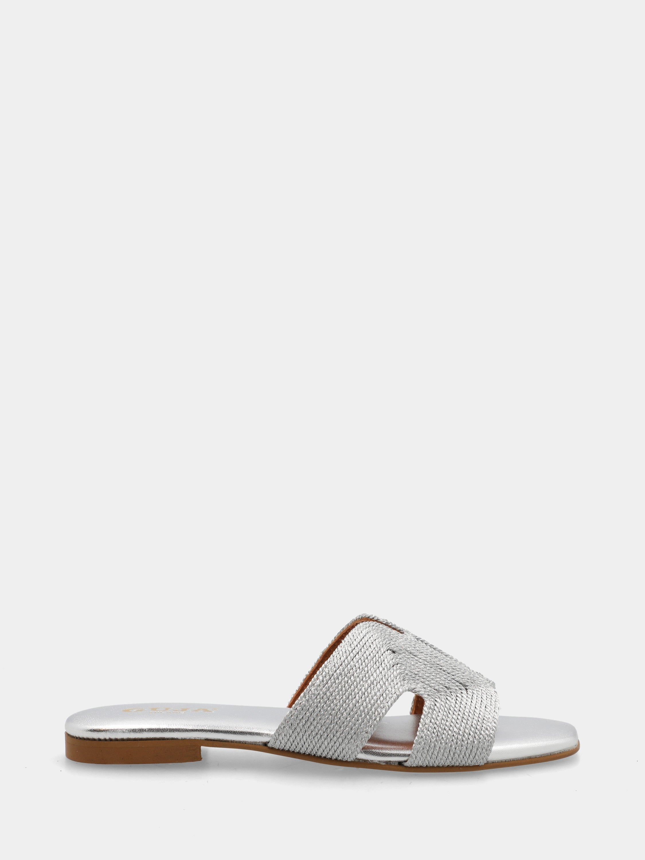 Ciabattina in rafia argento con intreccio e punta quadrata stondata