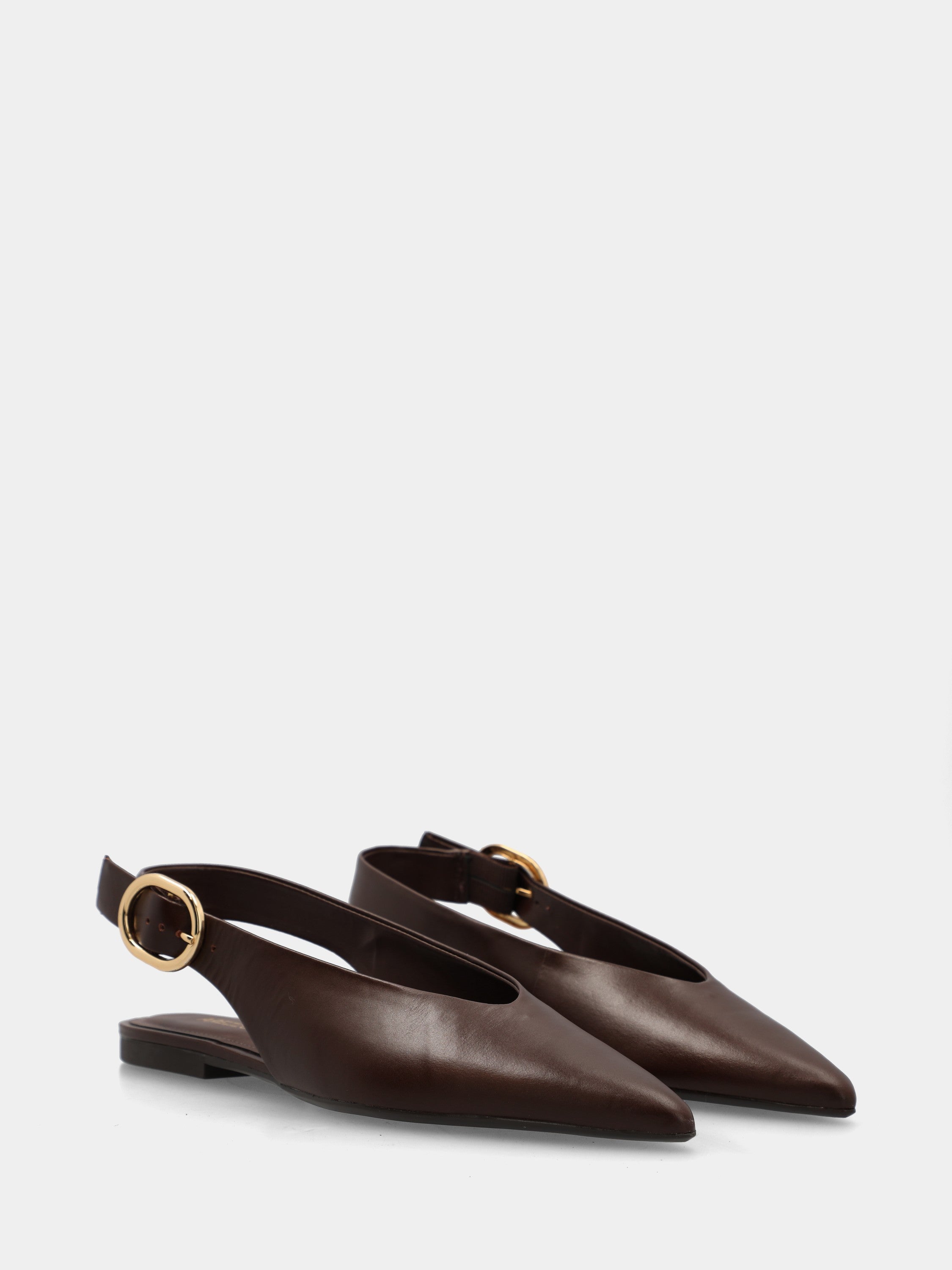 Slingback in vitello testa di moro con punta sfilata e tacco basso
