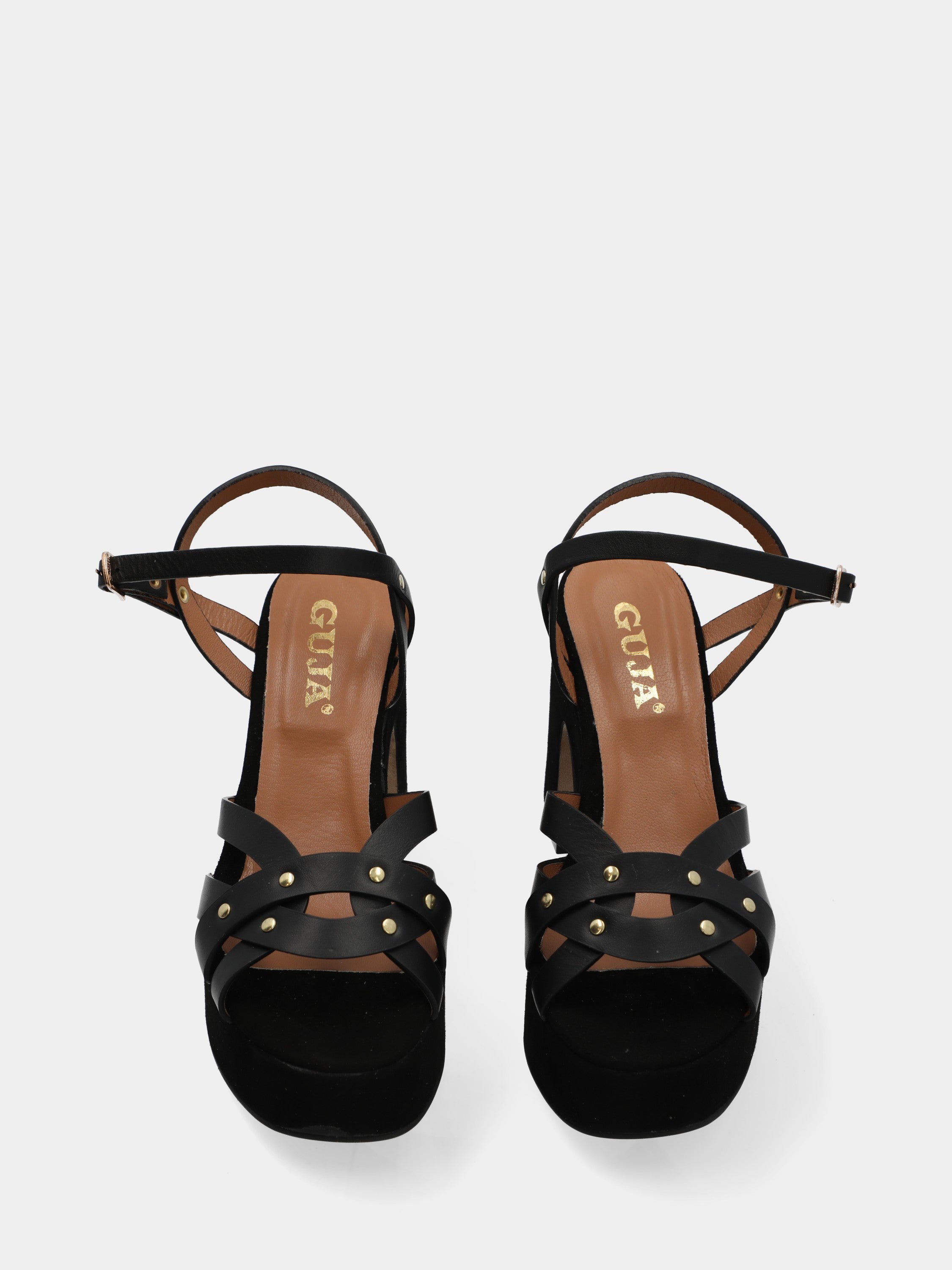 Sandalo in nappa nero con borchie e plateau