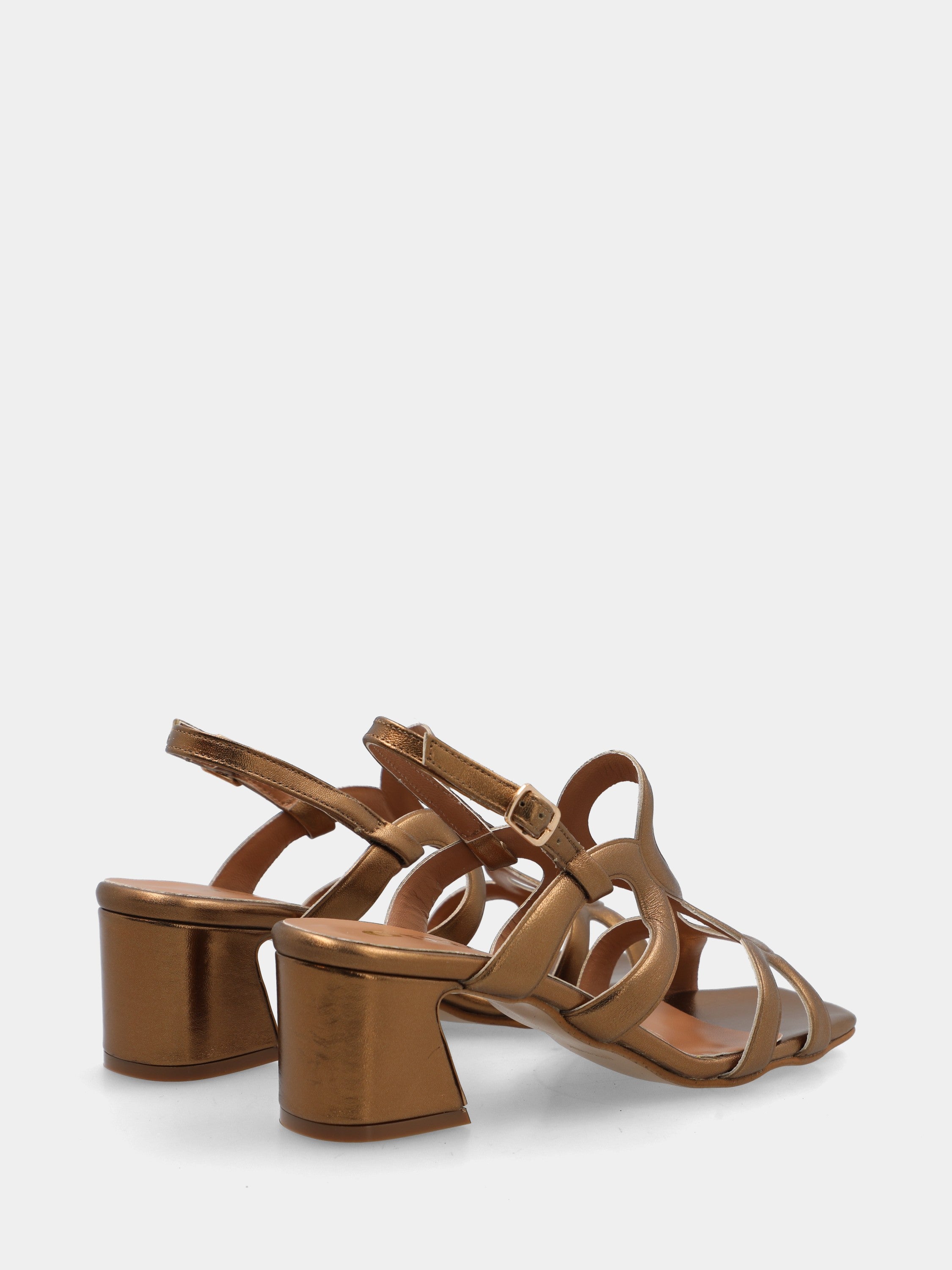 Sandalo in laminato bronzo con listini arcuati