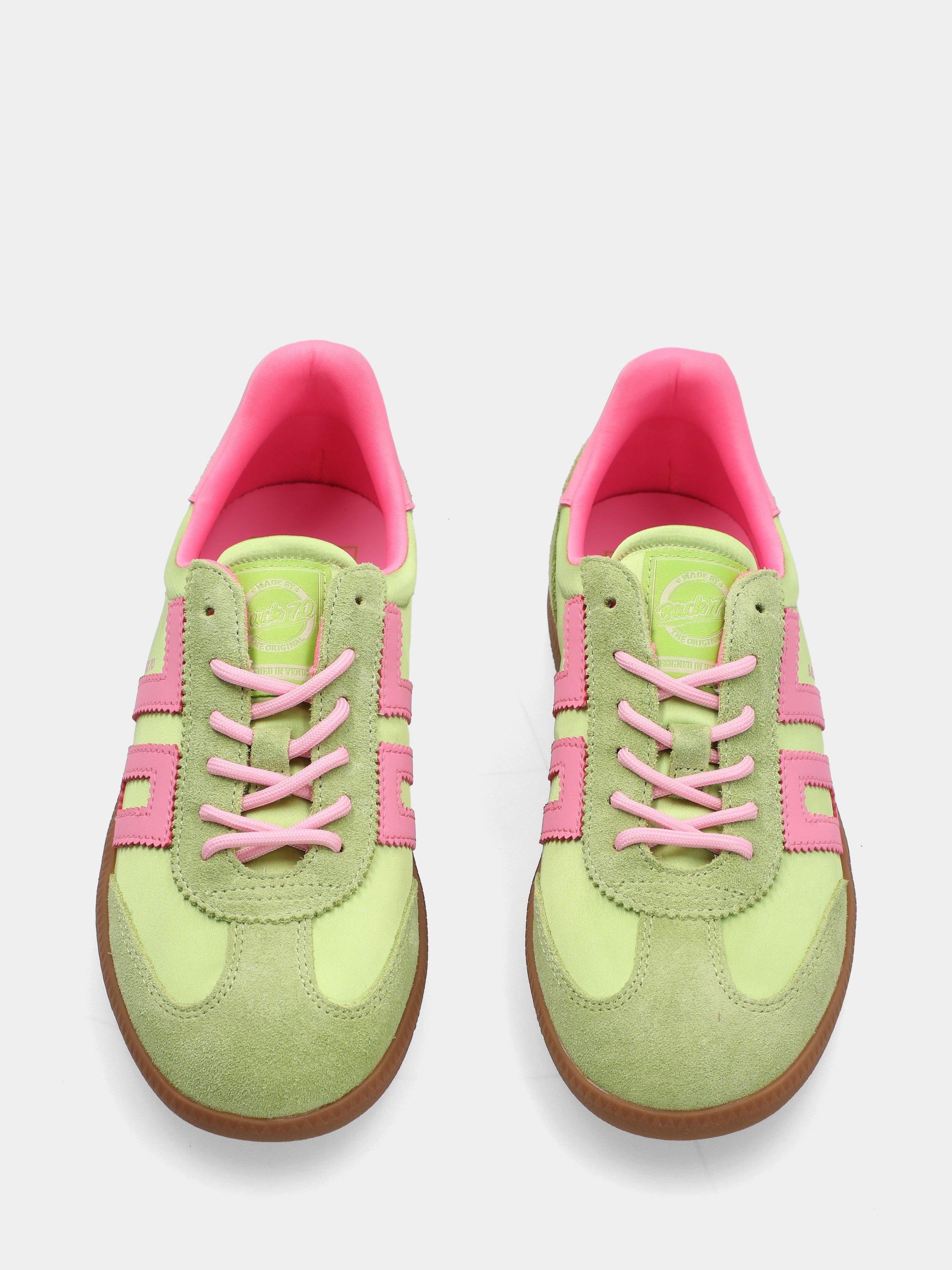 Sneaker in camoscio e satin verde e rosa con suola in gomma