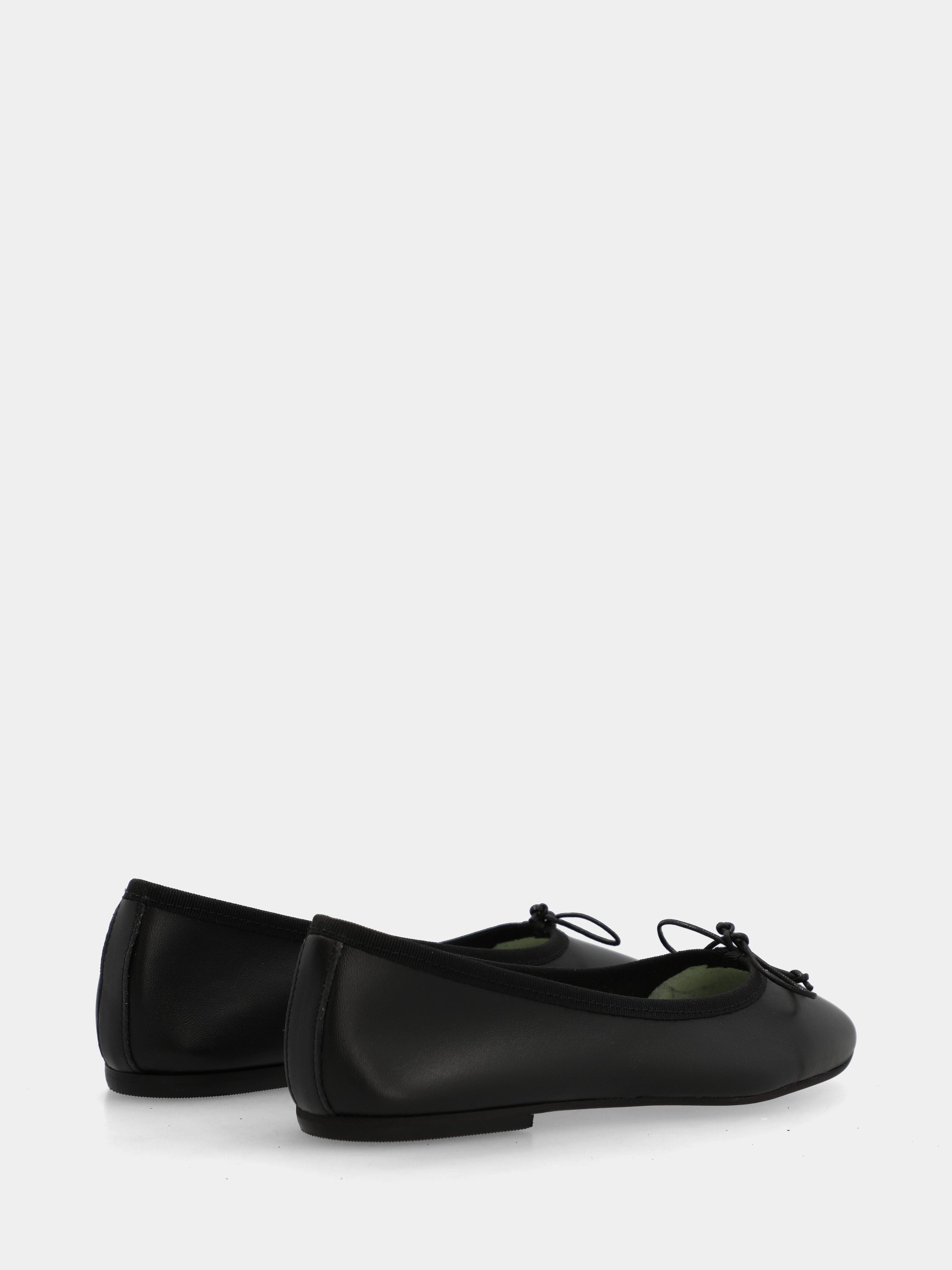Black nappa ballet flat with tie at the neckline