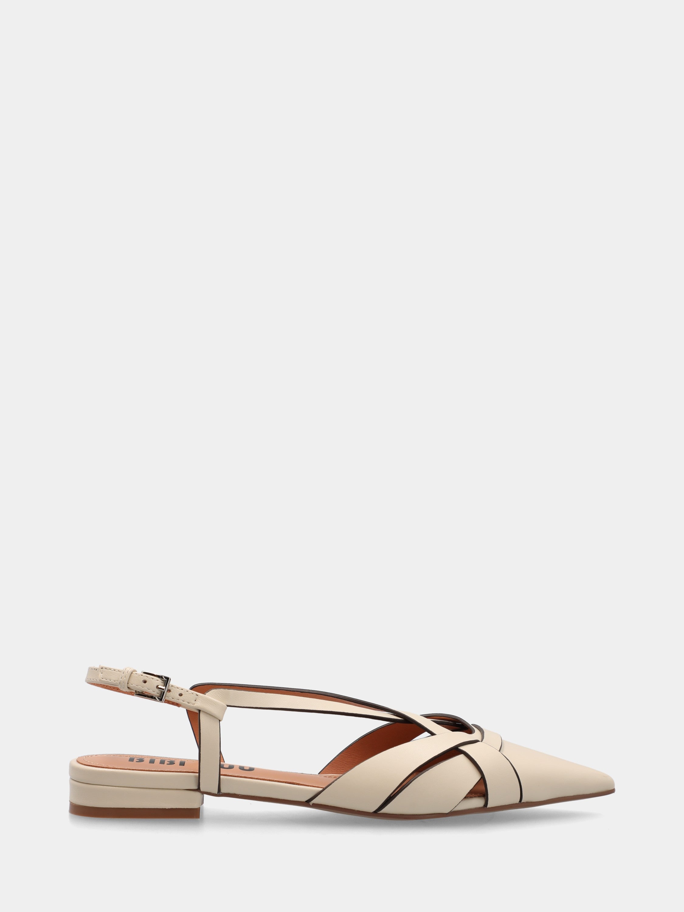 Slingbacks in vitello avorio con cinturini incrociati e punta sfilata