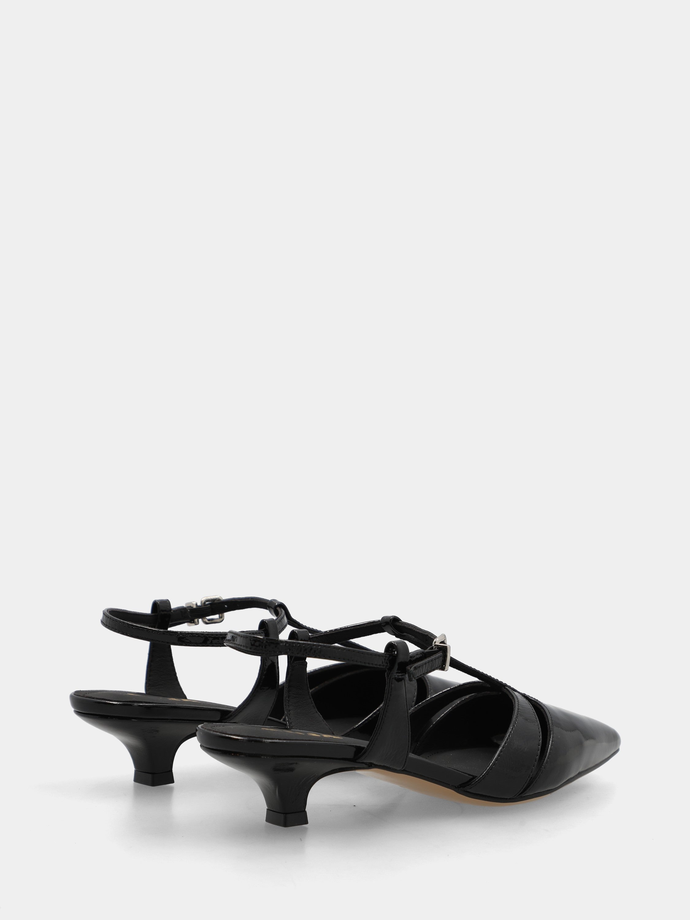 Slingback aus glänzender Samt in Schwarz mit Kelchabsatz und durchbrochenem Charleston-Obermaterial